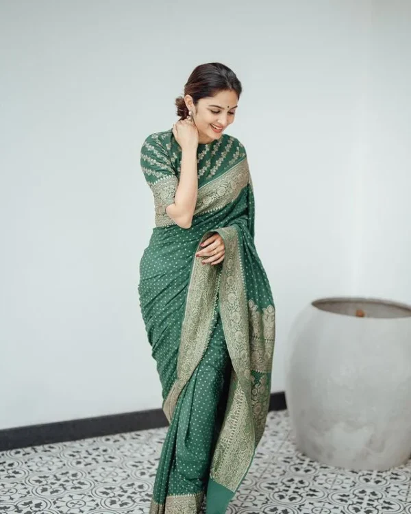 Green Pure Kanjivaram Silk Weaved With Copper Zari Comes With Heavy Kanjivaram Brocade Blouse