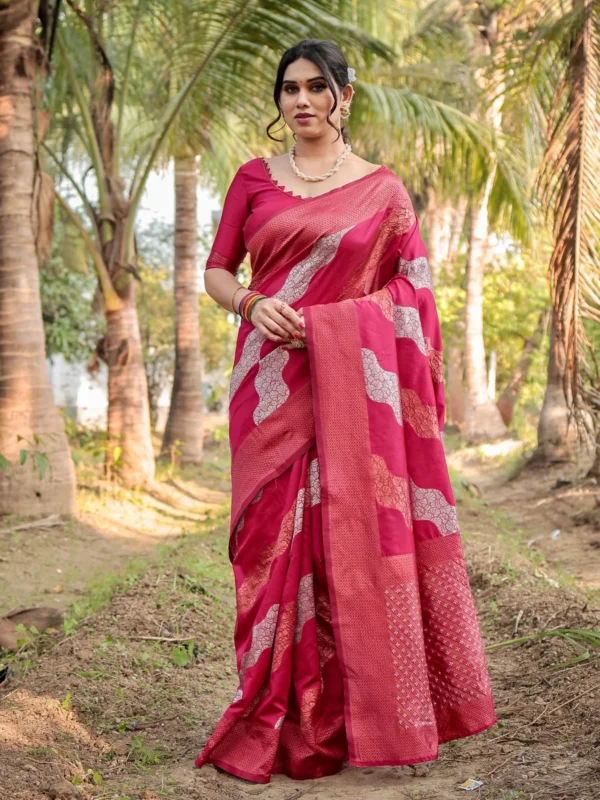 Pure Banarasi Silk Saree Weaved With Zari Comes With Heavy Banarasi Brocade Blouse