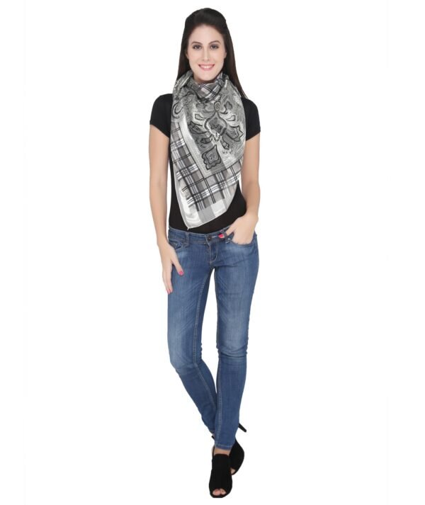 Stunning Polysilk Scarve