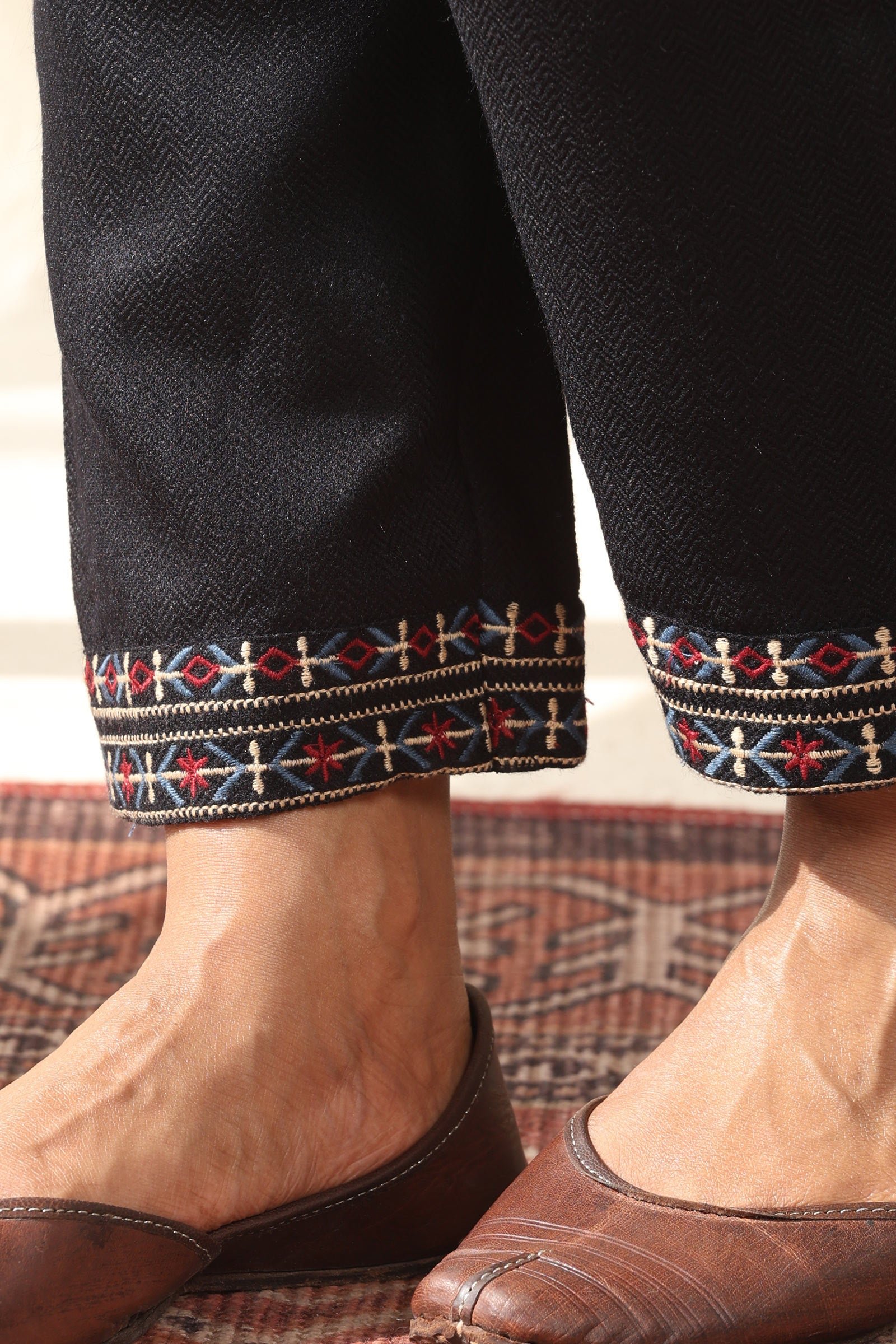 Naadirah Zarina Faux Wool Narrow Pants
