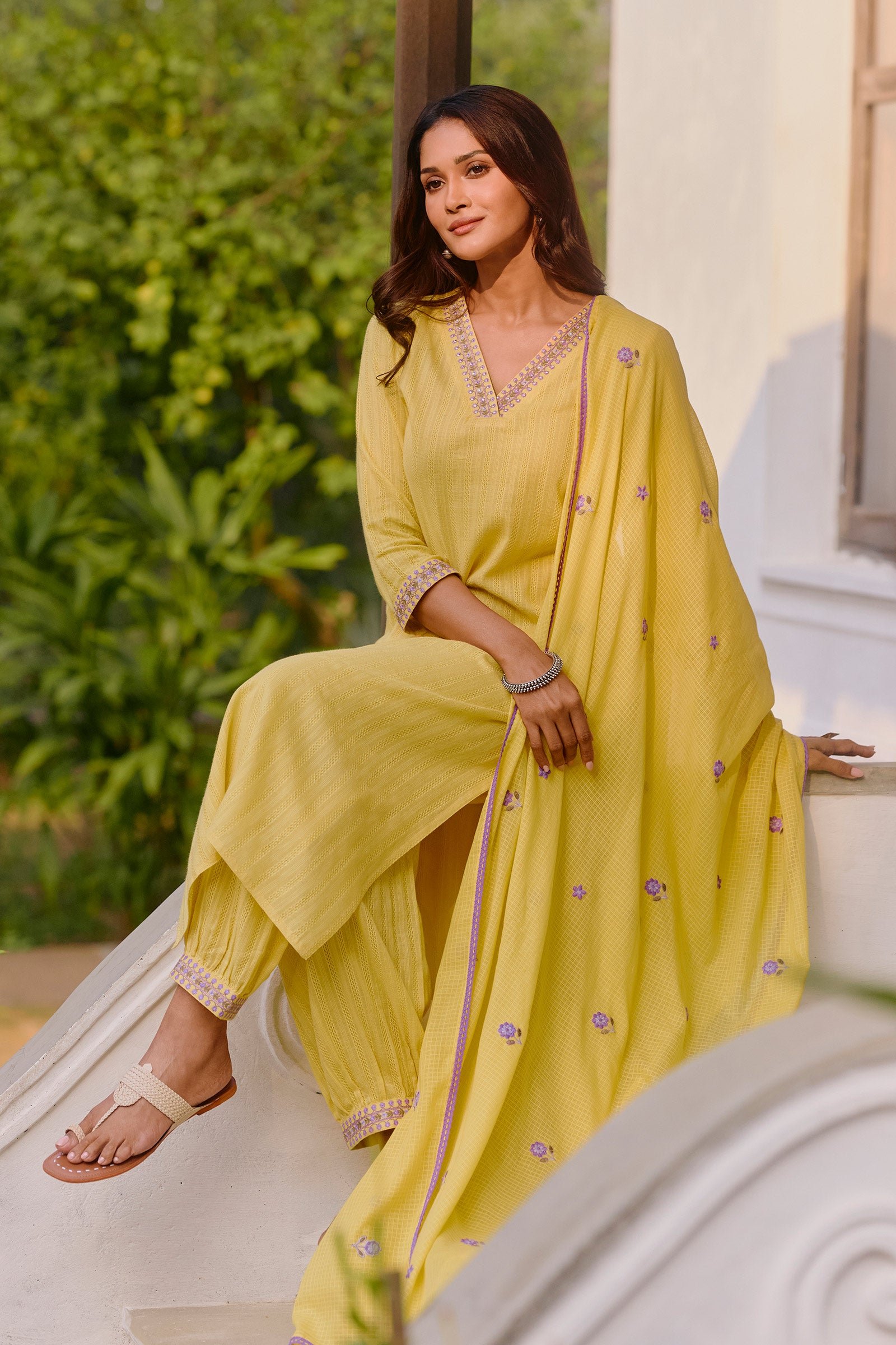 Mehraab Zaina Yellow Dupatta