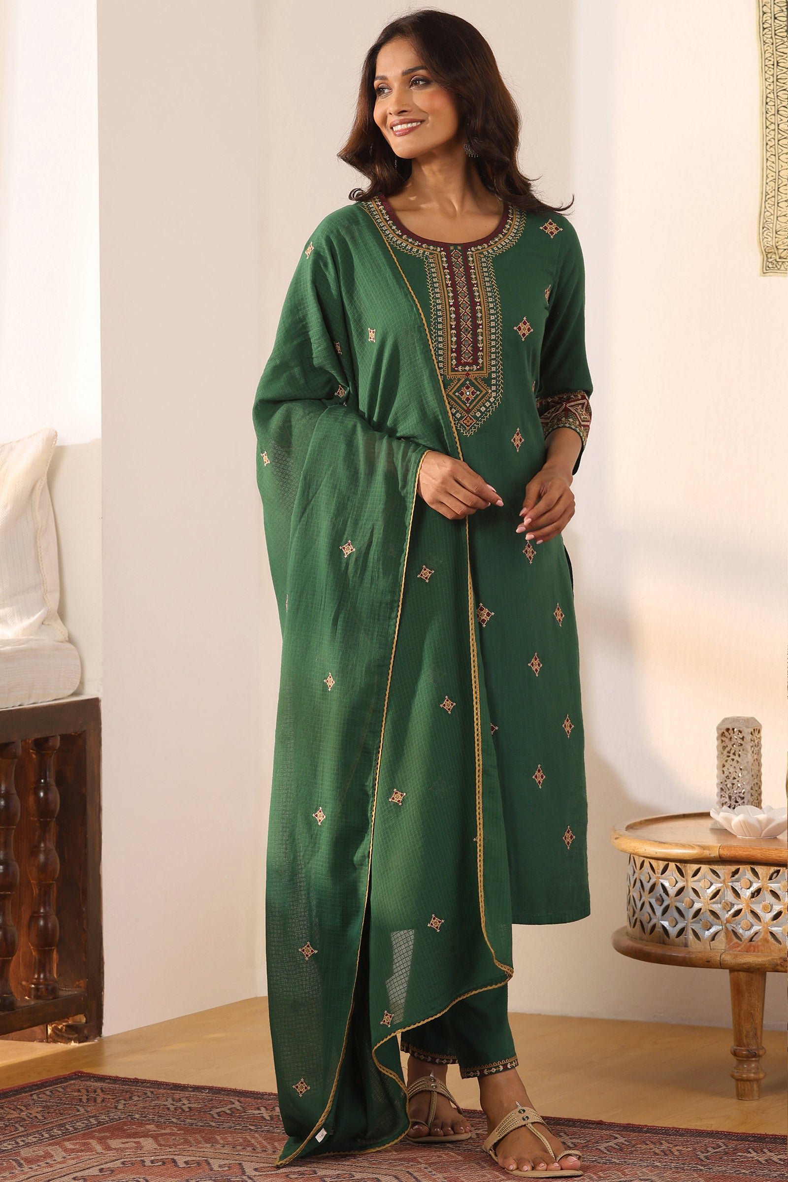 Mehraab Mira Green Narrow Pants